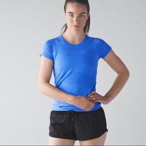 Blue lulu lemon swiftly tech shirt size 6